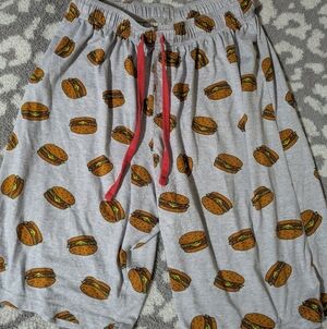 5/25$ Men's Gray Bob Burger Print Shorts